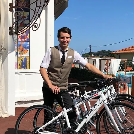 Boutique & La Cap Ferrat מלון 4*
