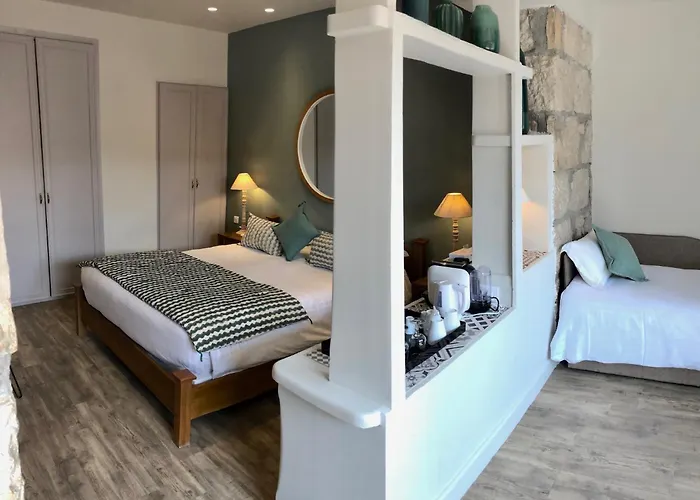 Boutique & La Cap Ferrat
